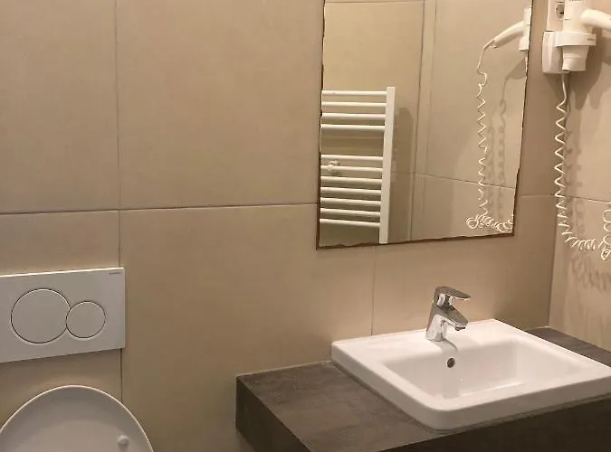 Tiny Twix In The Centre